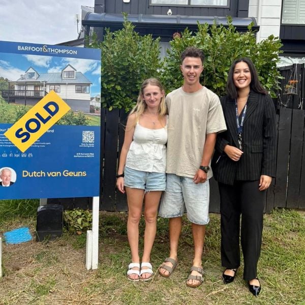 Monique MacKay Glenfield real estate agent Harcourts First Home Buyers in Glenfield